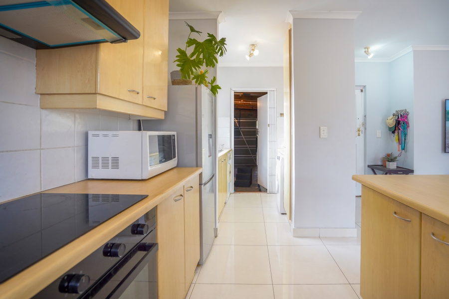 To Let 2 Bedroom Property for Rent in Sunningdale Western Cape